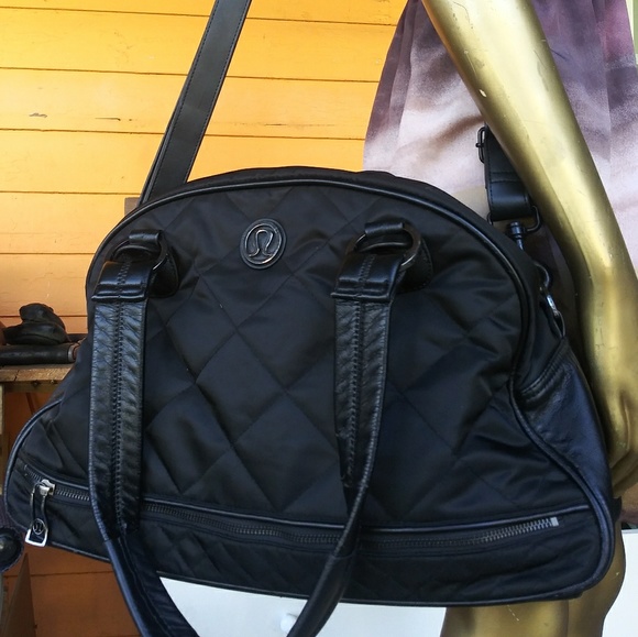 lululemon athletica Handbags - Lululemon Athletica Duffle Gym Bag